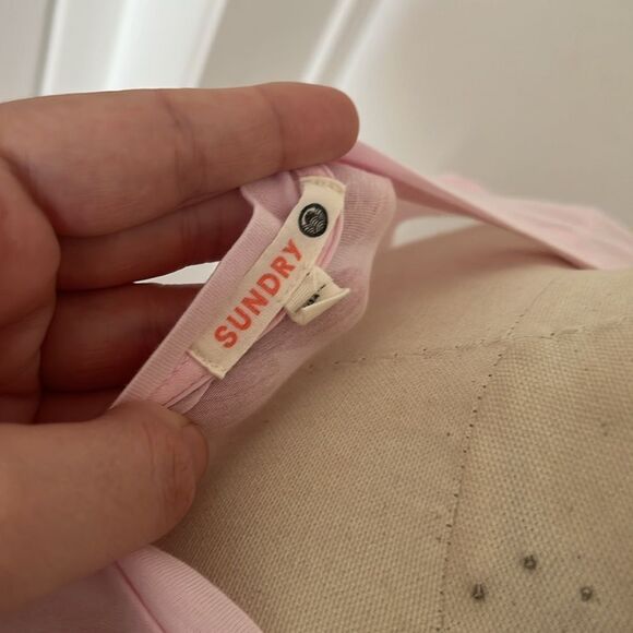 Sundry Pink Graphic‎ Sleeveless Top - Picture 3 of 5